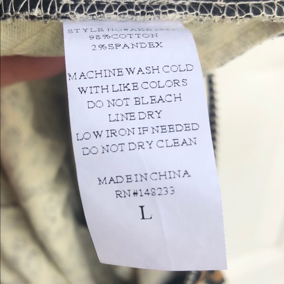 NWT Leopard Print Denim Pants Large L - Picture 5 of 5